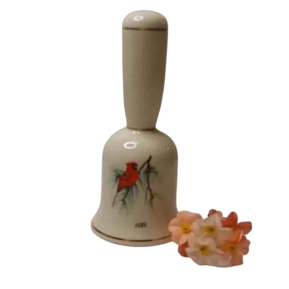 PORCELAIN BELL "CARDINAL IN‎ THE PINES" Vintage 1985 JASCO Christmas #32B5